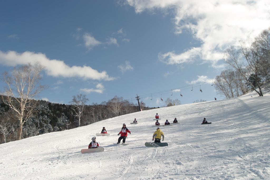 Kidoike Onsen Hotel Yamanouchi  Bagian luar foto