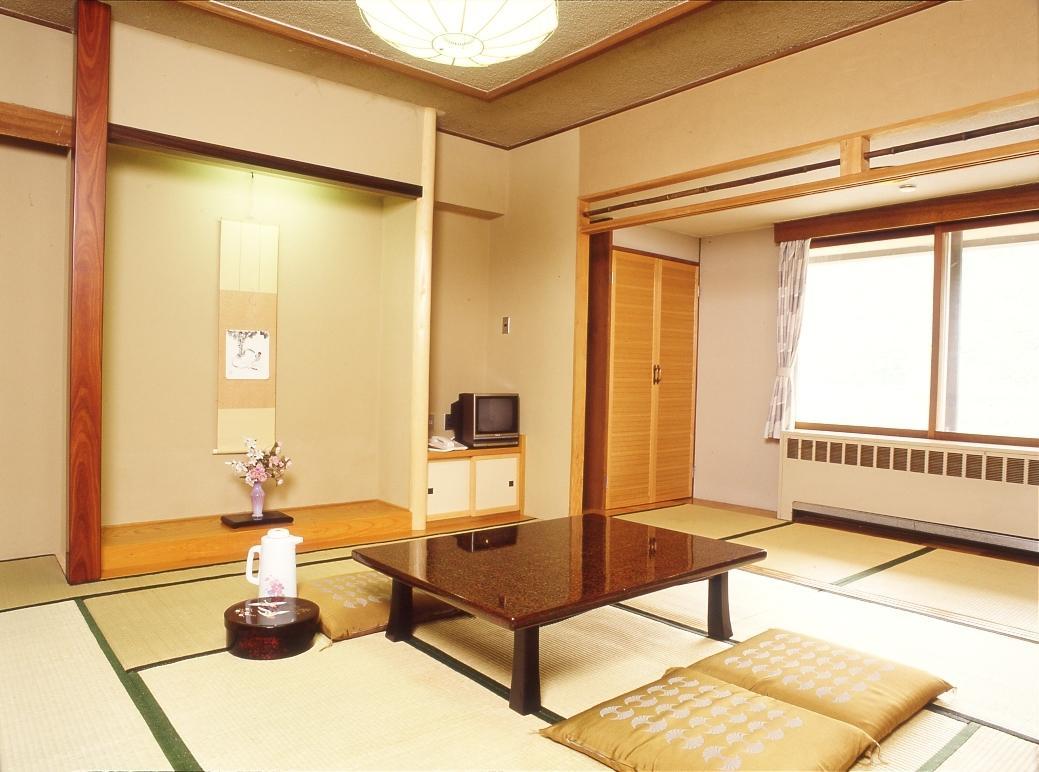 Kidoike Onsen Hotel Yamanouchi  Bagian luar foto